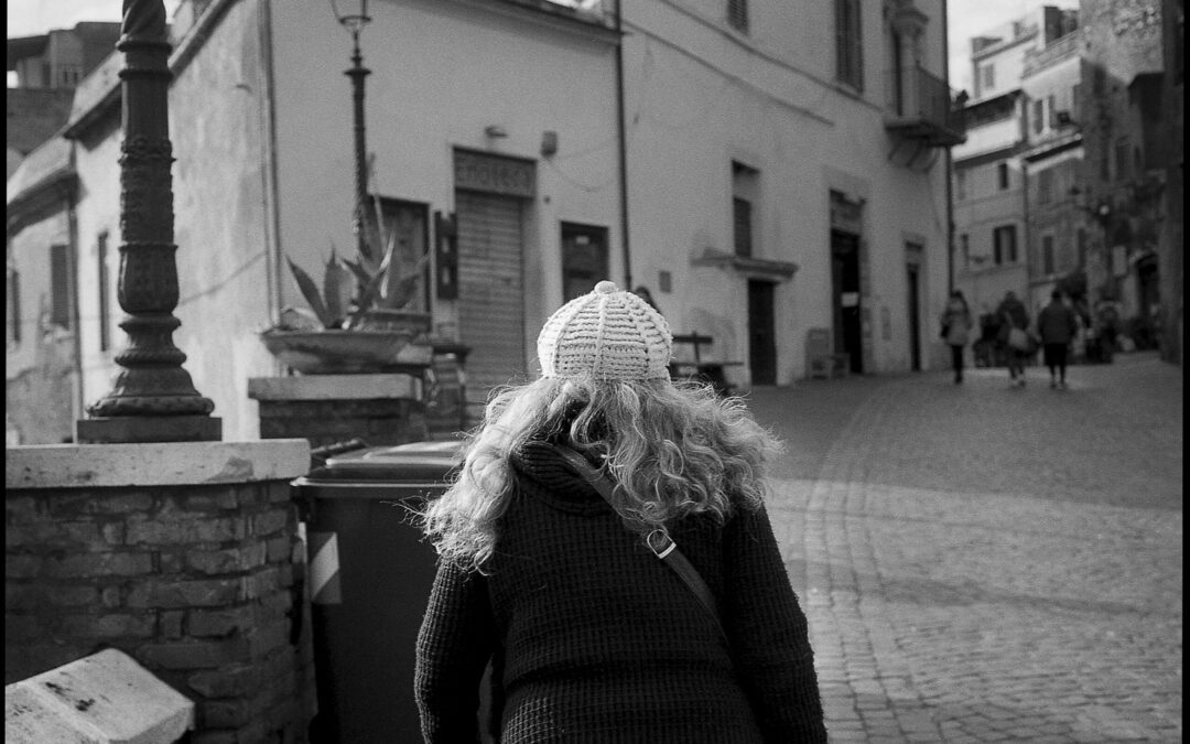 Isaia Capobianchi Photographs – Sognare un cappello_08
